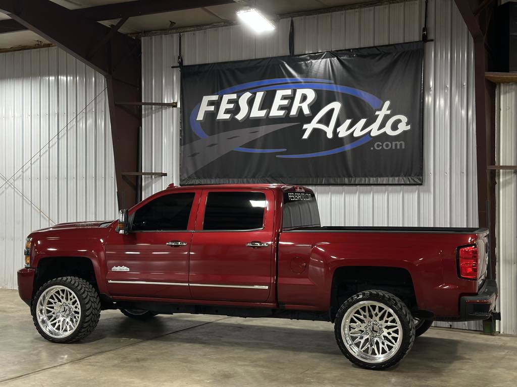 Used 2018 Chevrolet Silverado 2500 High Country w/ Duramax Plus Package image 14