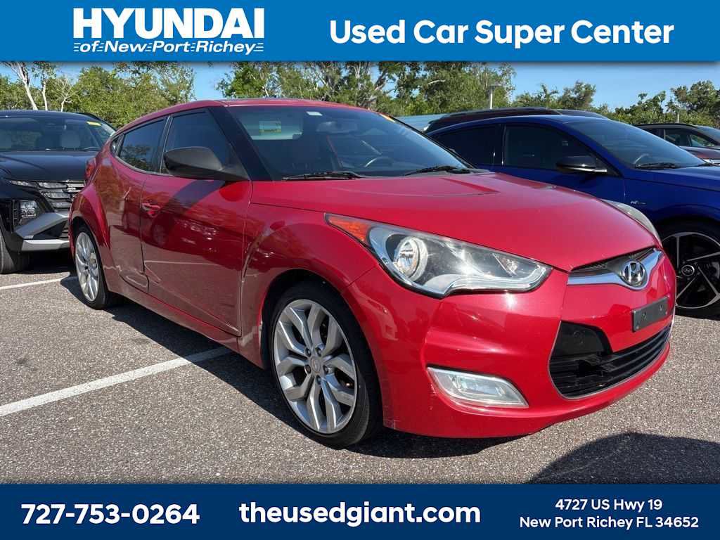 Used 2012 Hyundai Veloster w/ Style Pkg FWD image 4
