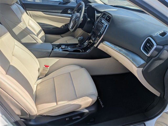 Used 2023 Nissan Maxima SV w/ Floor Mat Group image 28