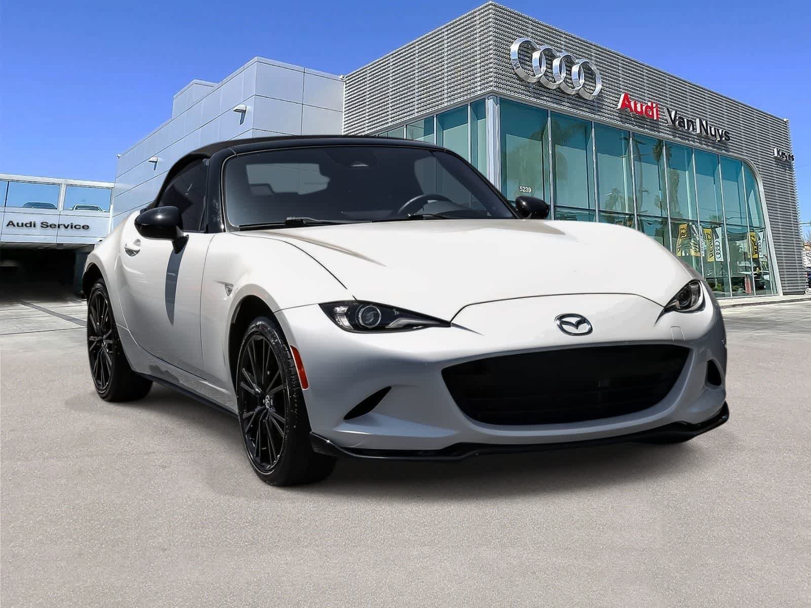Used 2024 MAZDA MX-5 Miata Club w/ Interior Package RWD image 5