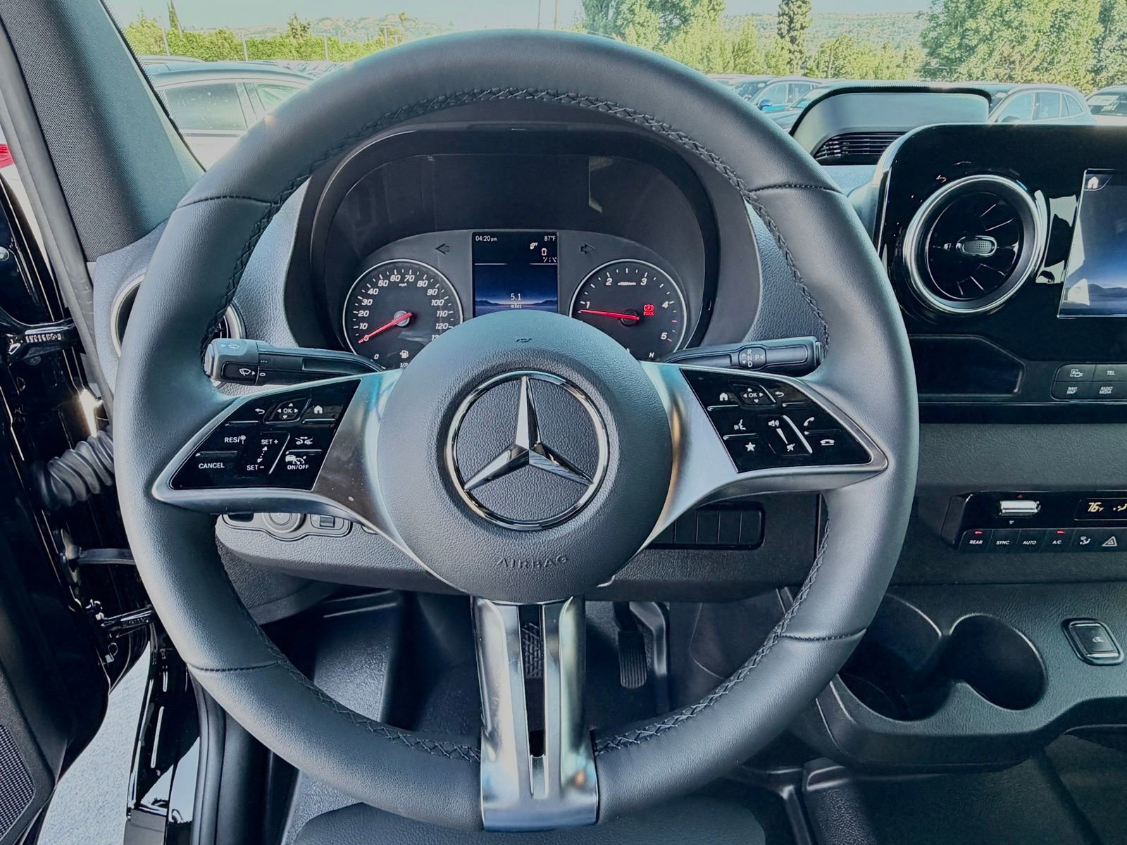 Used 2026 Mercedes-Benz Sprinter 2500 image 31