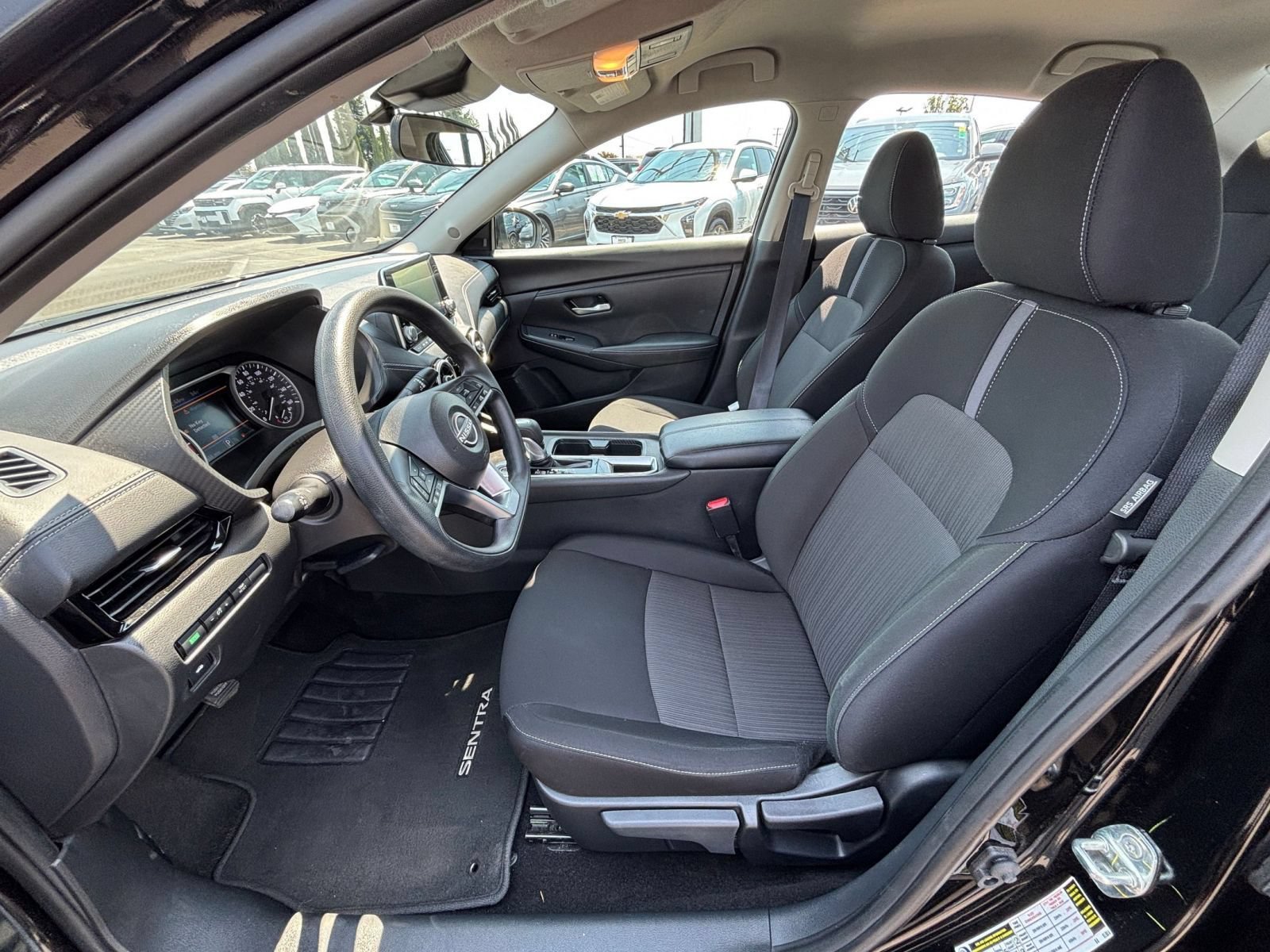 Used 2025 Nissan Sentra SV FWD image 24