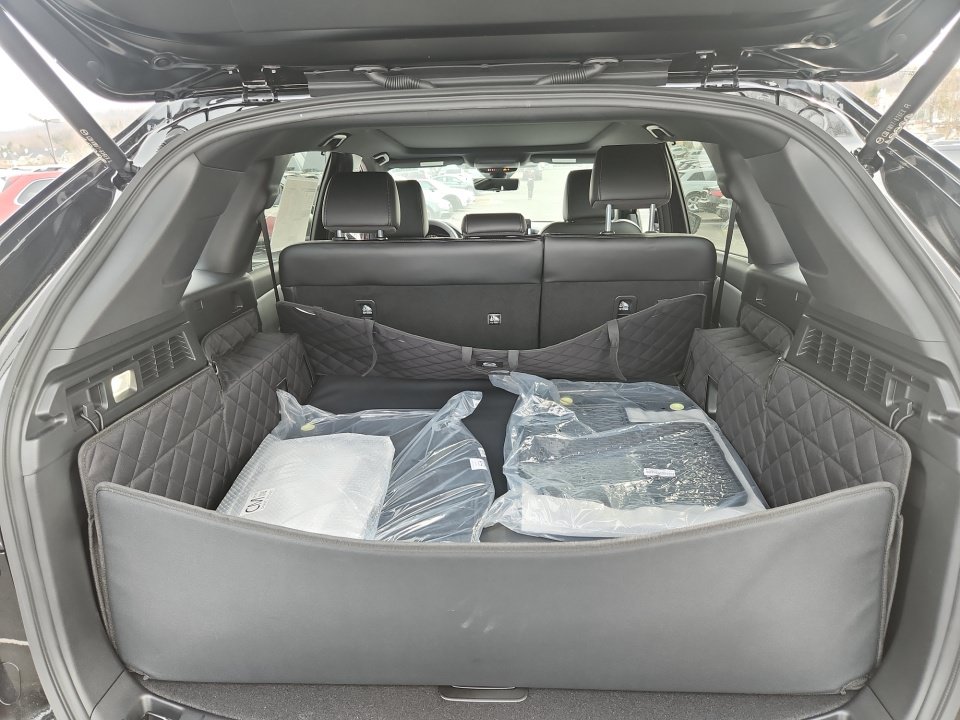 New 2025 MAZDA CX-70 Plug-In Hybrid w/ Premium Plus AWD/4WD image 15