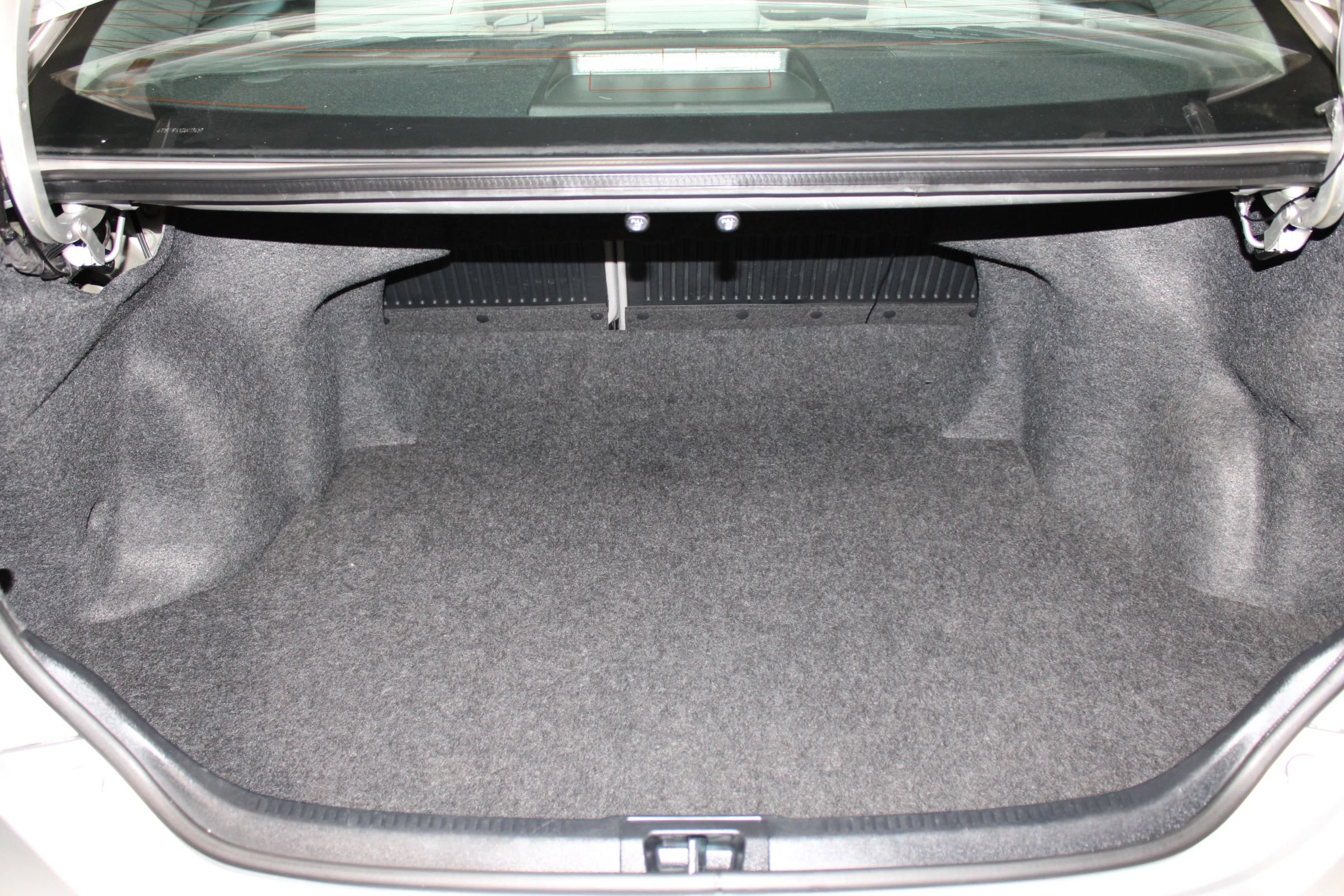 Used 2012 Toyota Camry LE FWD image 26