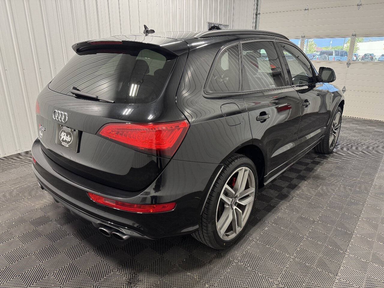 Used 2016 Audi SQ5 Premium Plus AWD/4WD image 3