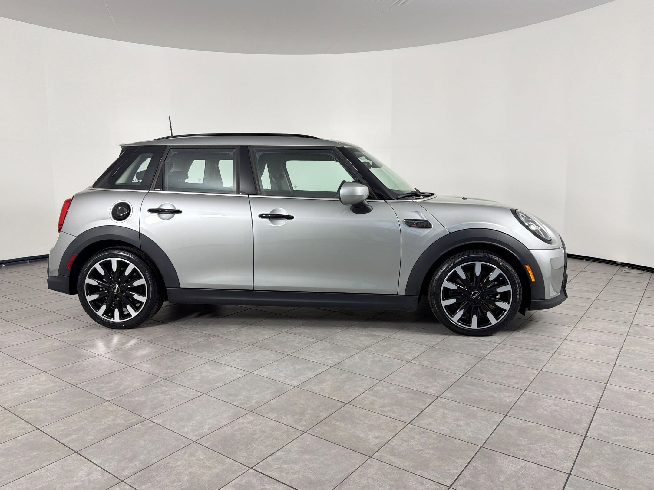 Certified 2023 MINI Cooper S image 8