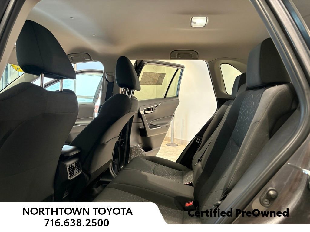 Used 2023 Toyota RAV4 XLE image 18
