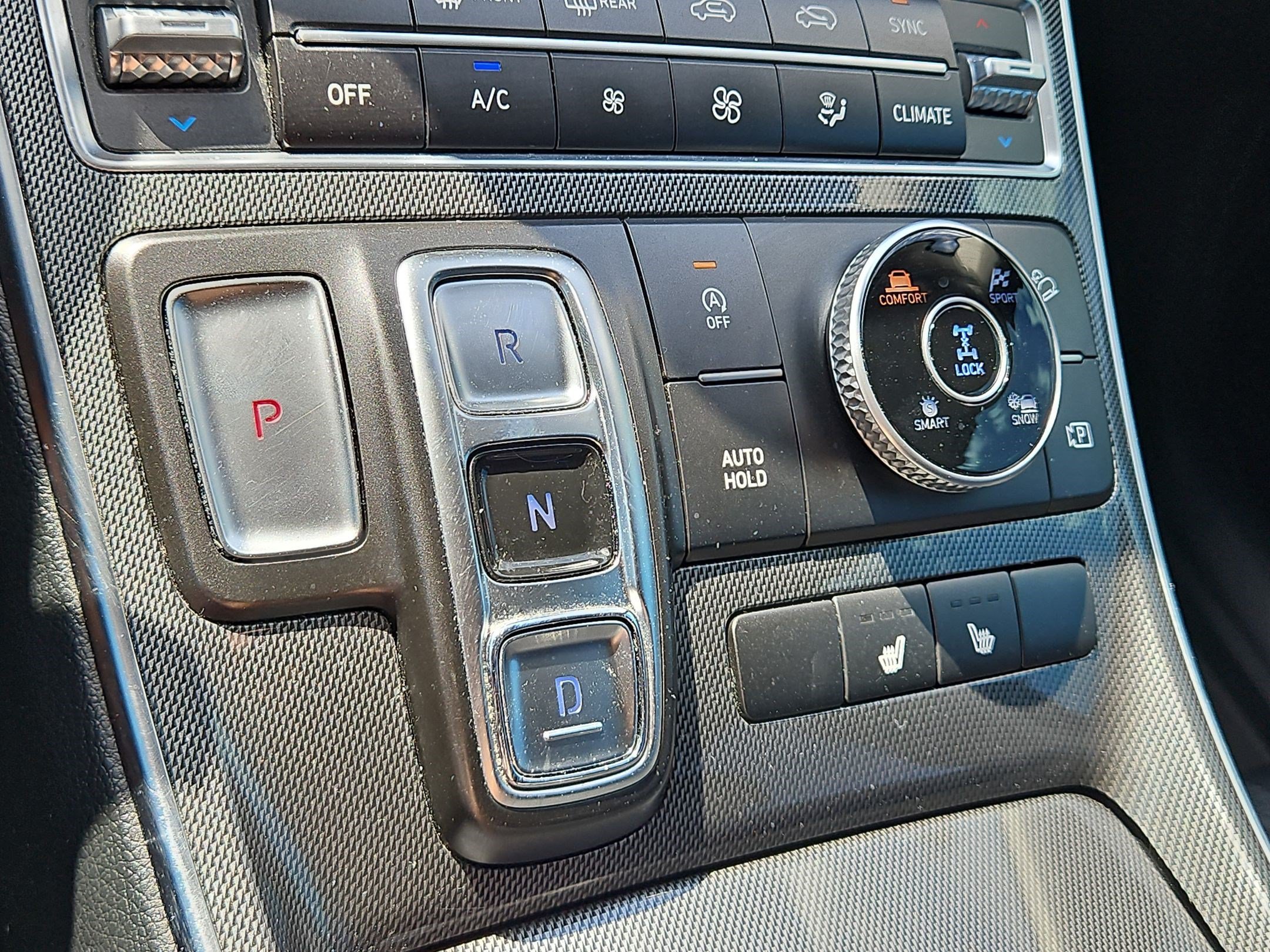 Used 2023 Hyundai Santa Fe SEL w/ Winter Weather Package AWD/4WD image 22