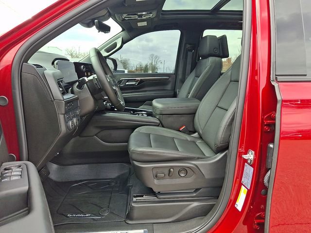 Used 2026 Chevrolet Tahoe Z71 w/ Z71 Off-Road Package AWD/4WD image 17