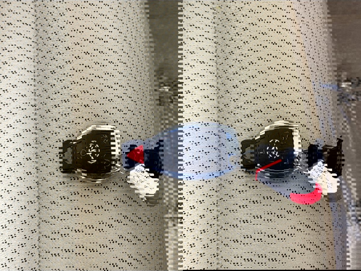 Used 2013 Mercedes-Benz S 550 Sedan image 42