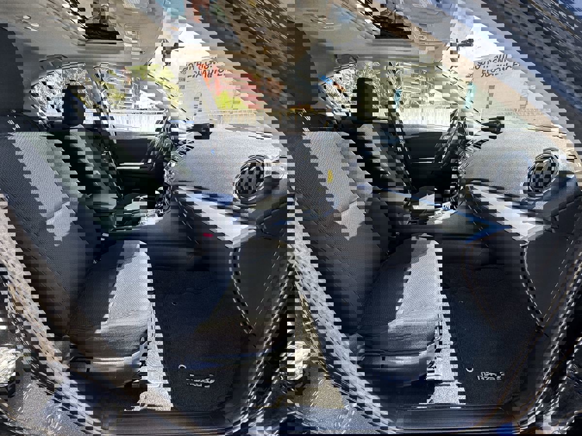 Used 2011 MAZDA MAZDA3 i Touring image 8