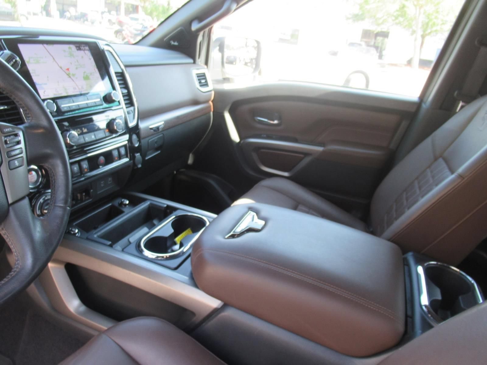 Used 2023 Nissan Titan Platinum Reserve w/ Moonroof Package AWD/4WD image 17