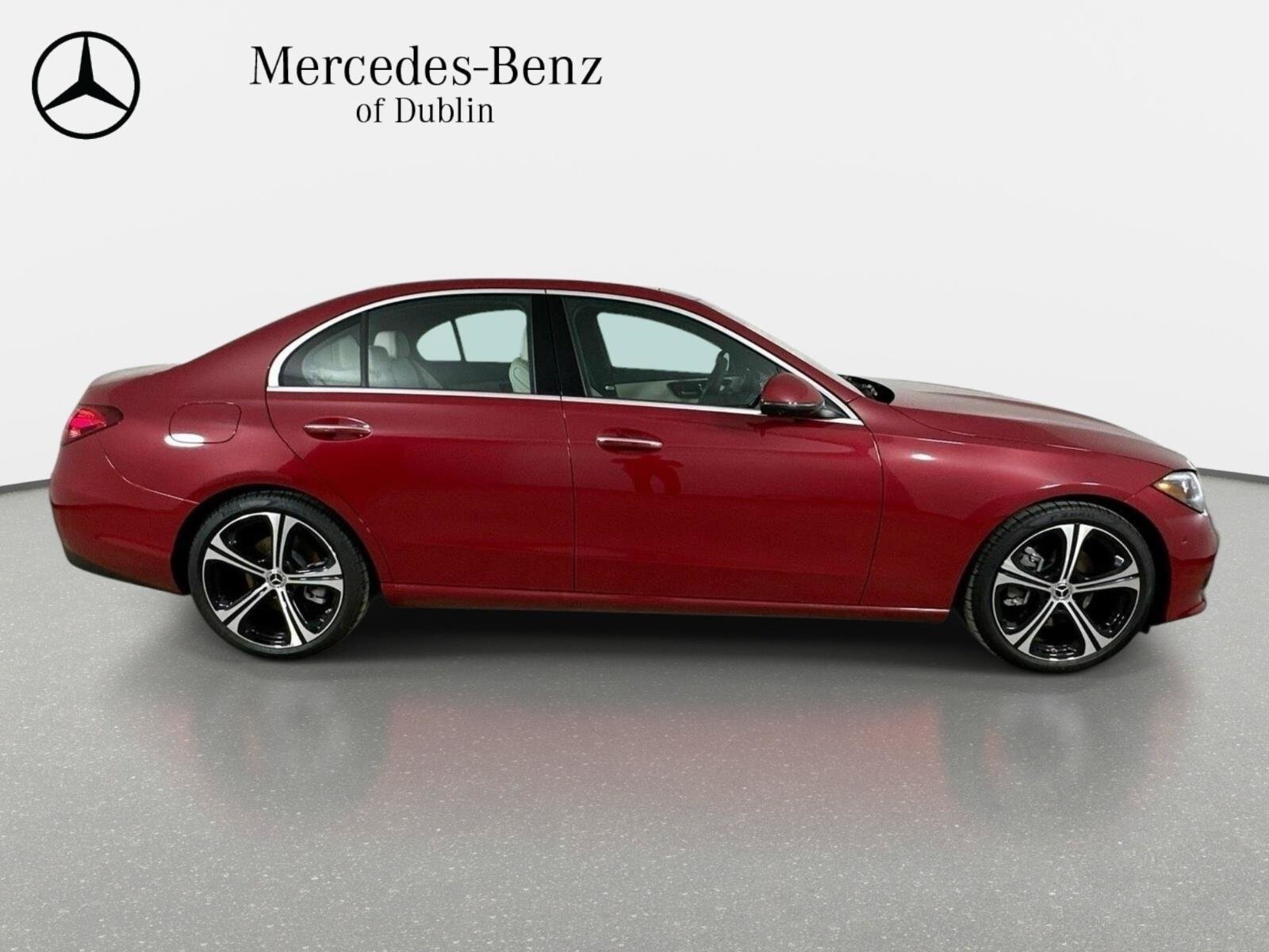 Used 2026 Mercedes-Benz C 300 4MATIC Sedan image 4