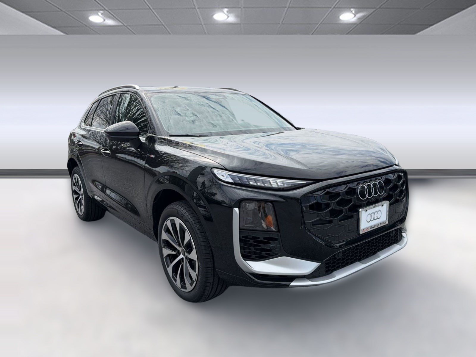 New 2026 Audi Q3 quattro 2.0T w/ Driver Assistance Package AWD/4WD image 6