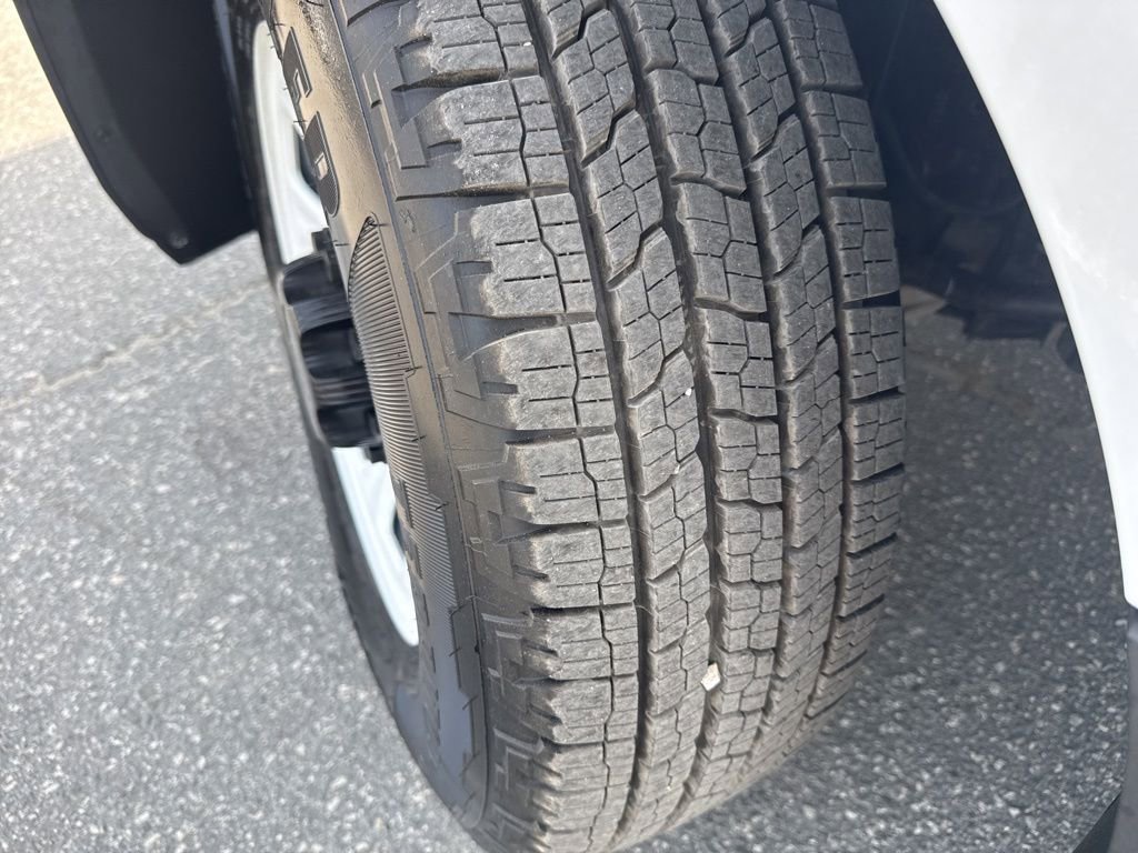 Used 2024 Chevrolet Brightdrop 400 w/ Commercial Equipment Package AWD/4WD image 26