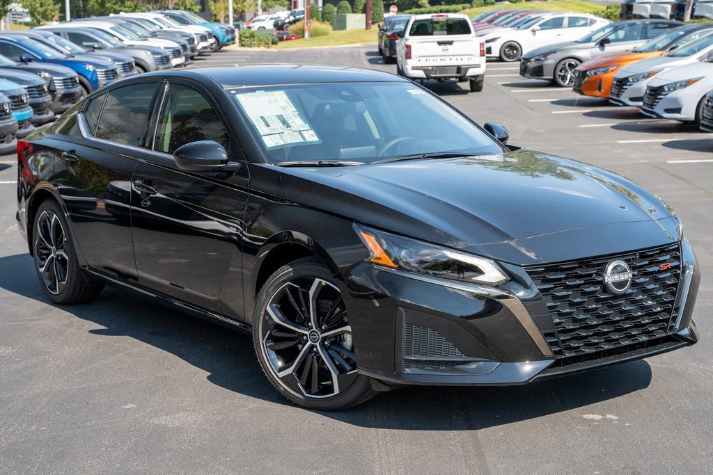 New 2025 Nissan Altima 2.5 SR