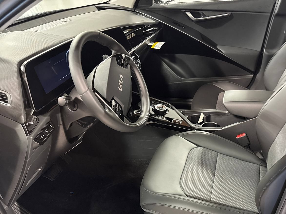 New 2026 Kia Niro Wind w/ Wind Preserve Package FWD image 13