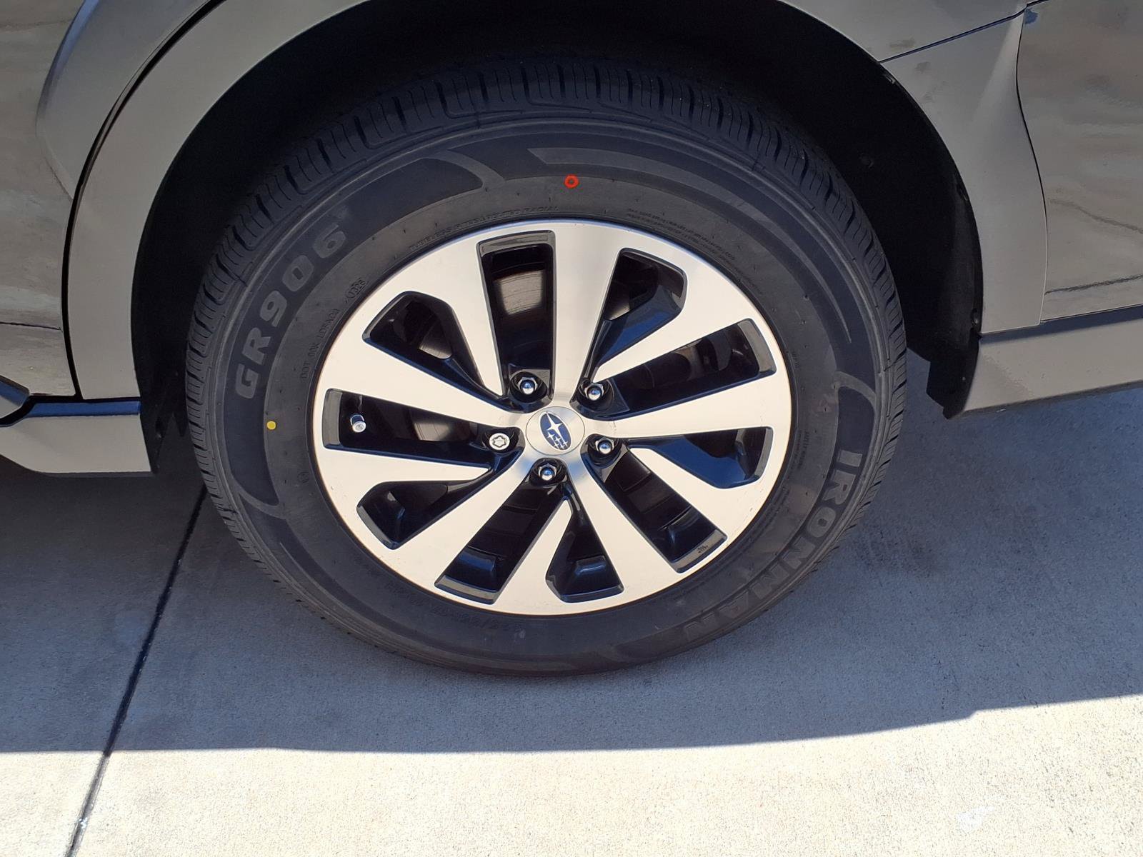 Certified 2024 Subaru Outback Premium AWD/4WD image 27