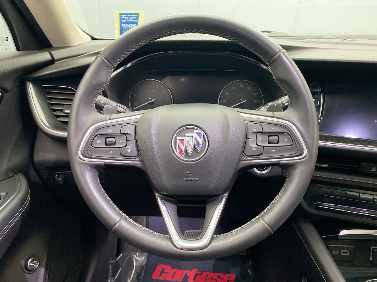 Used 2021 Buick Envision Essence w/ Sport Touring Package AWD/4WD image 16