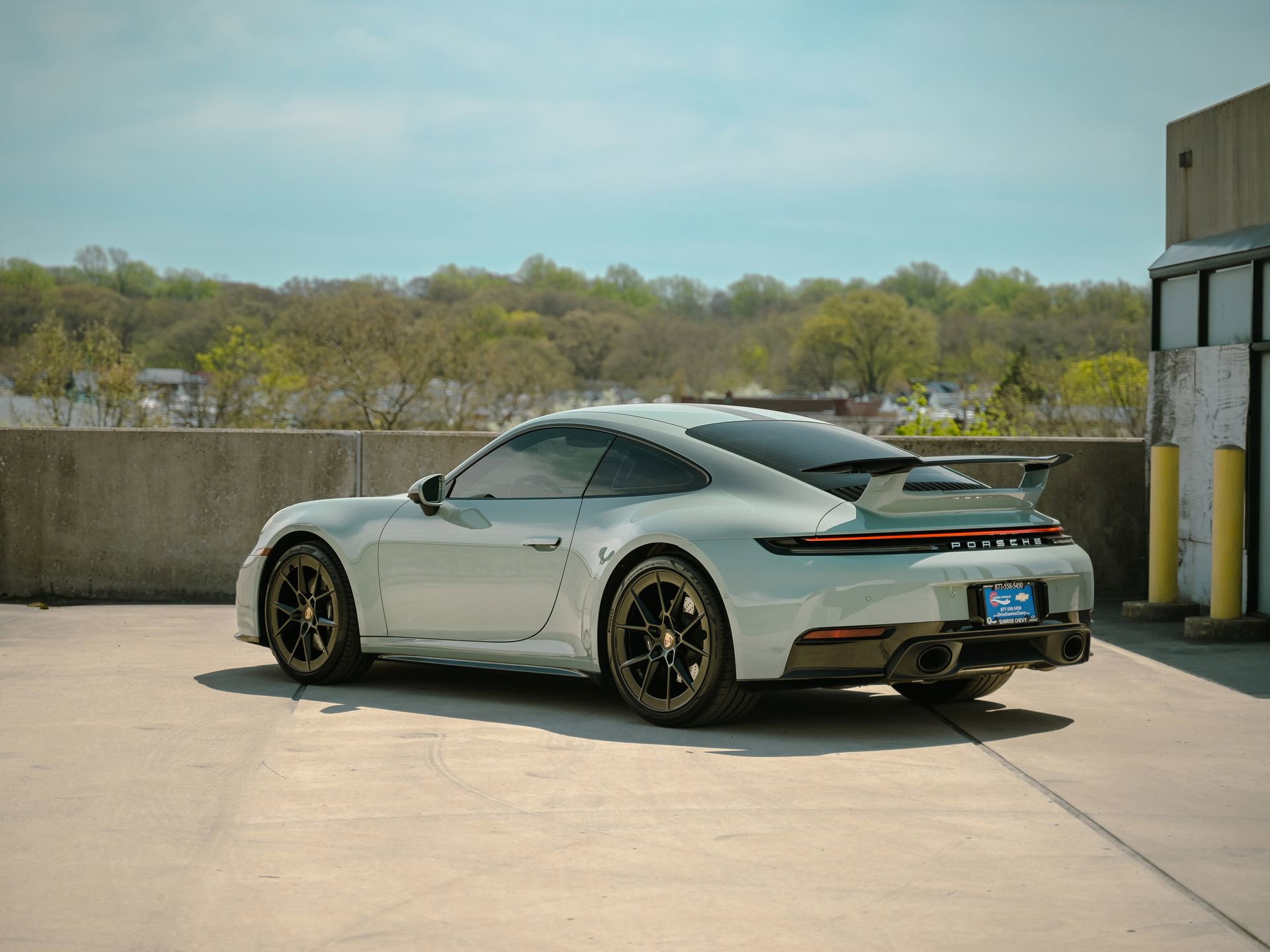 Used 2025 Porsche 911 Carrera RWD image 13