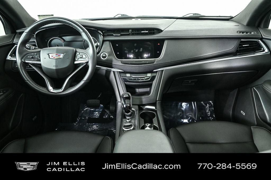 Certified 2023 Cadillac XT6 Luxury image 19