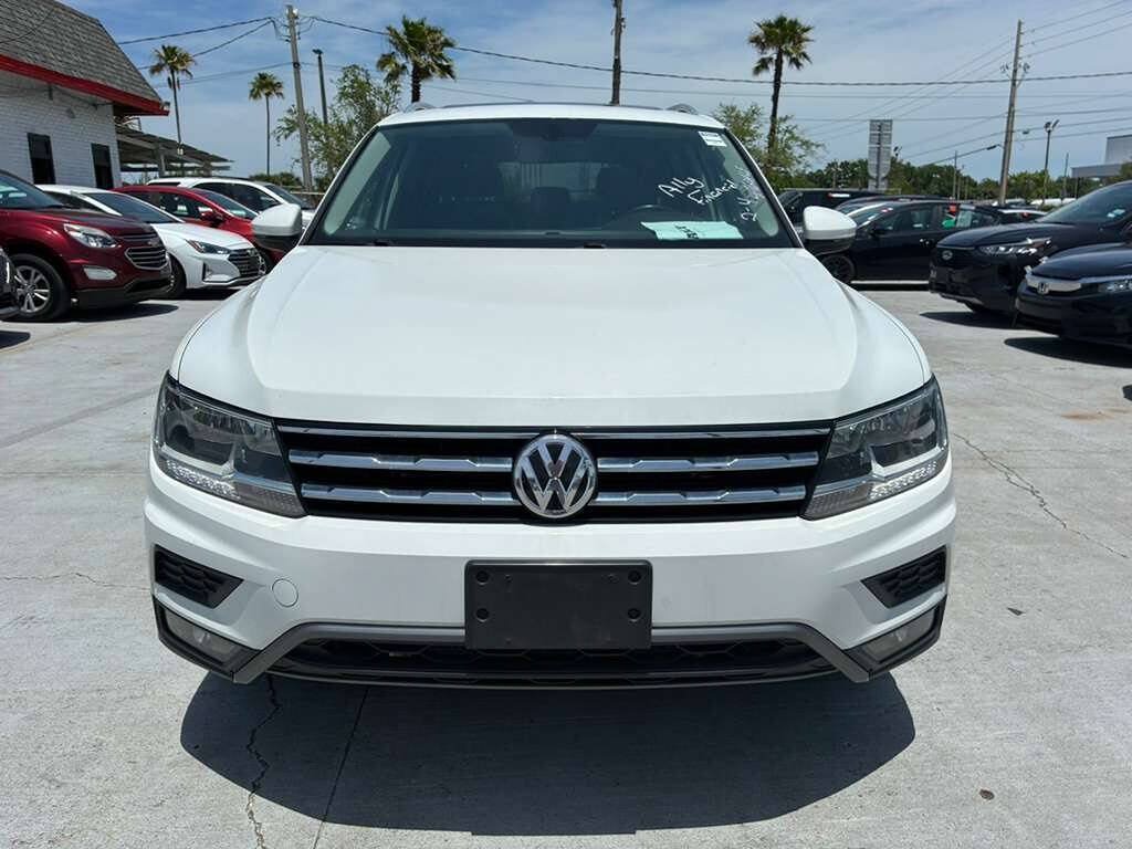 Used 2018 Volkswagen Tiguan SEL FWD image 1