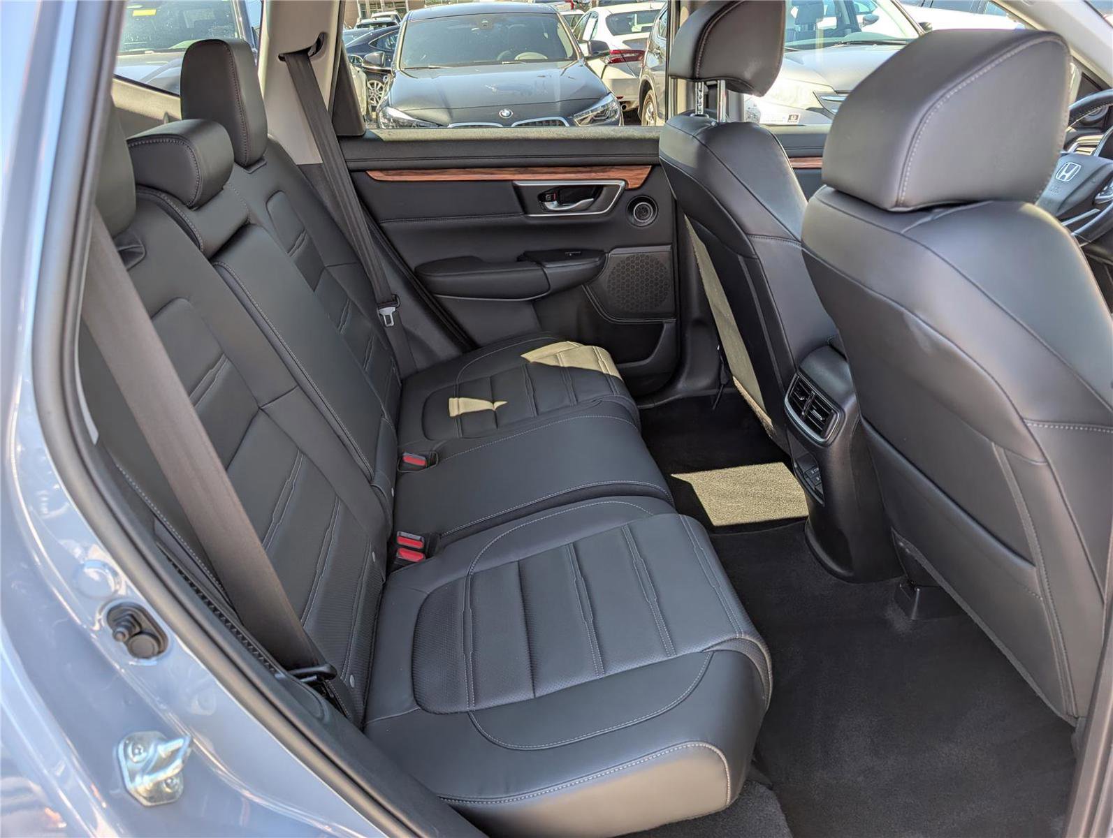 Used 2022 Honda CR-V Touring image 13
