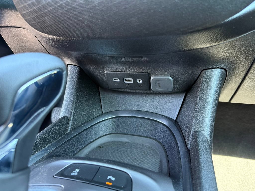 Used 2024 Chevrolet Malibu LT FWD image 23