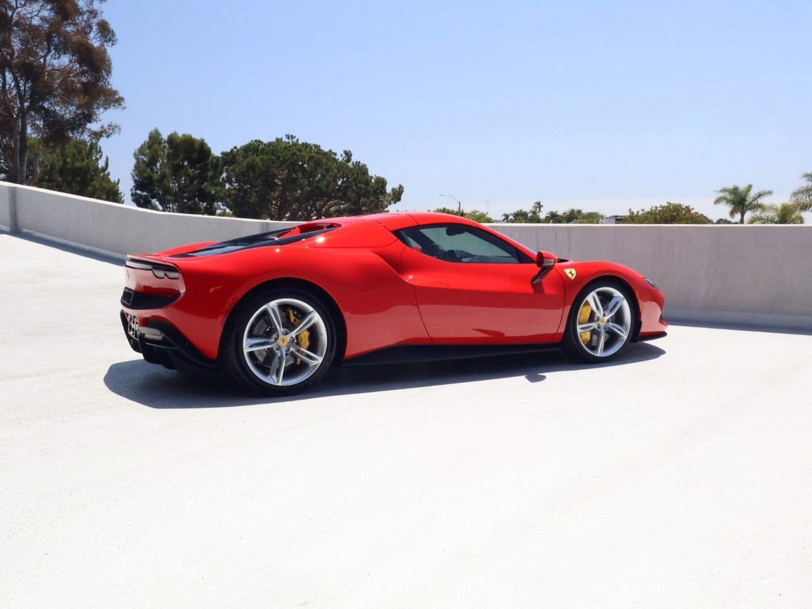 Used 2025 Ferrari 296 GTS RWD image 9