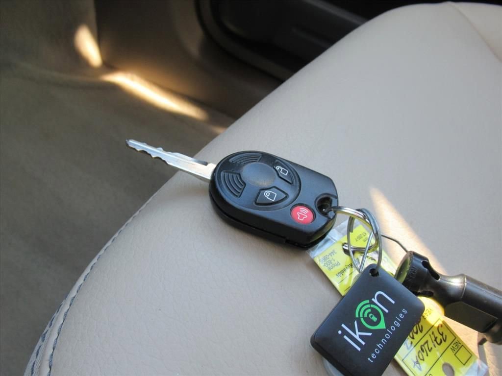 Used 2007 Ford Edge SEL image 30