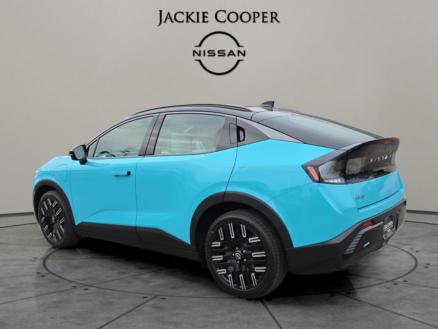 New 2026 Nissan Leaf Platinum+ image 3