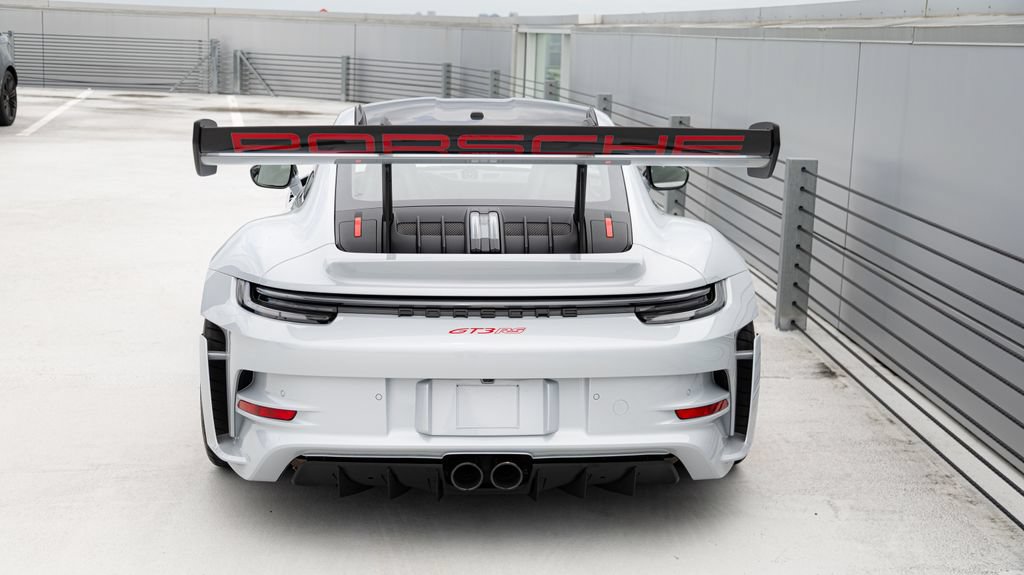 Certified 2025 Porsche 911 GT3 RS RWD image 26