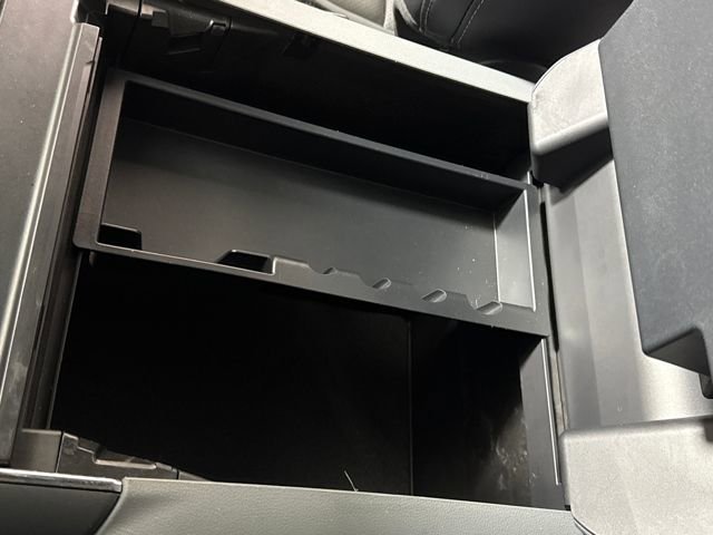 Used 2022 Ford F150 Lariat w/ Equipment Group 502A High image 39