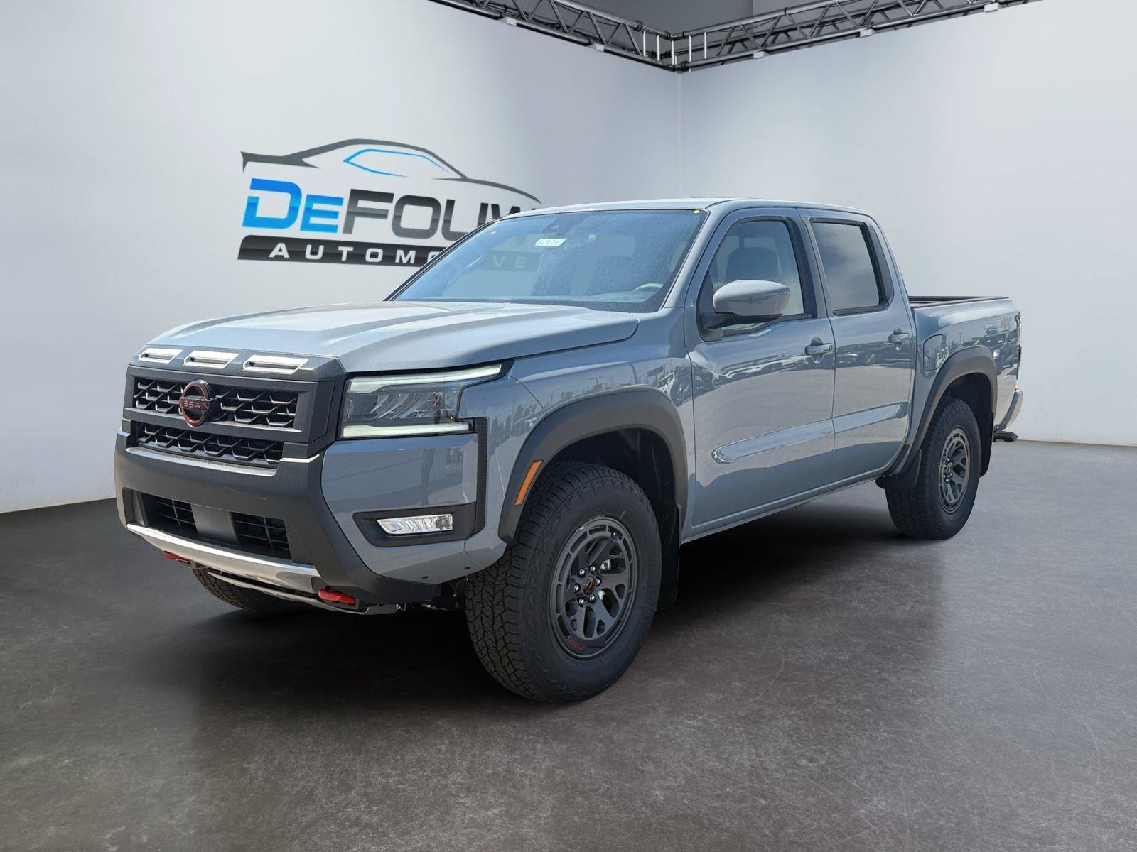 New 2026 Nissan Frontier PRO-4X w/ Tow Package AWD/4WD image 7