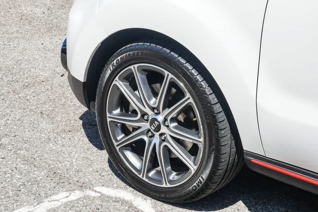 Used 2018 Kia Soul ! FWD image 10