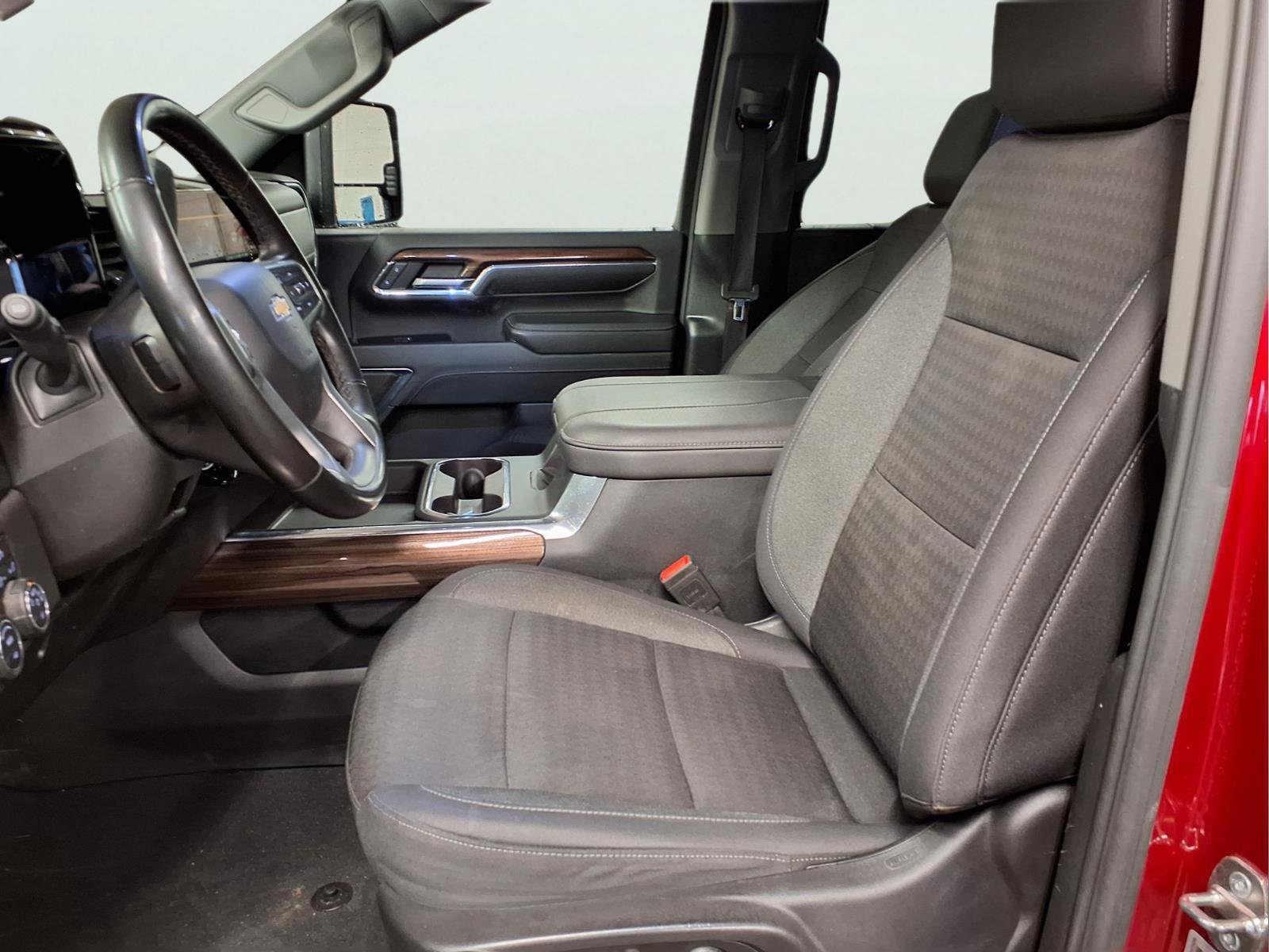 Certified 2024 Chevrolet Silverado 3500 LT image 7