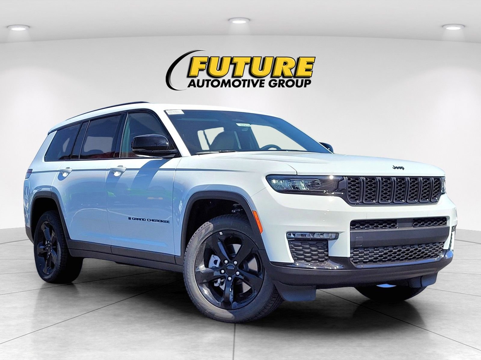New 2025 Jeep Grand Cherokee L Limited w/ Black Appearance Package