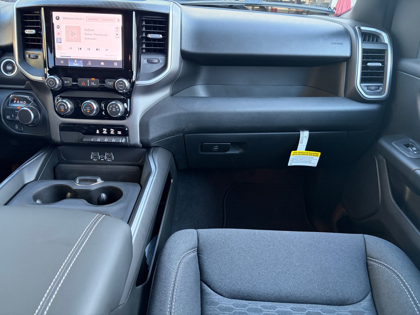 New 2026 RAM 1500 Express AWD/4WD image 21