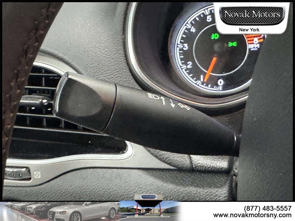 Used 2022 Jeep Cherokee Limited image 16