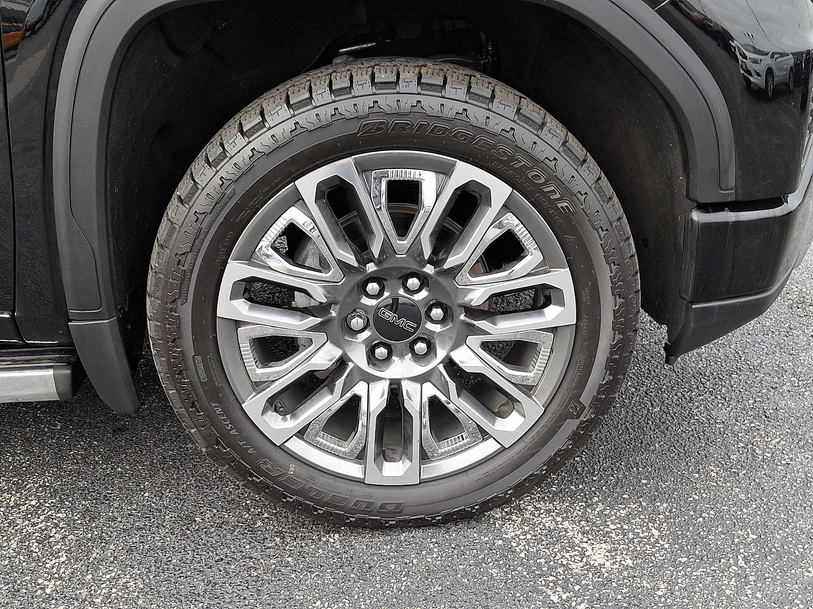 Certified 2024 GMC Sierra 1500 Denali Ultimate image 9