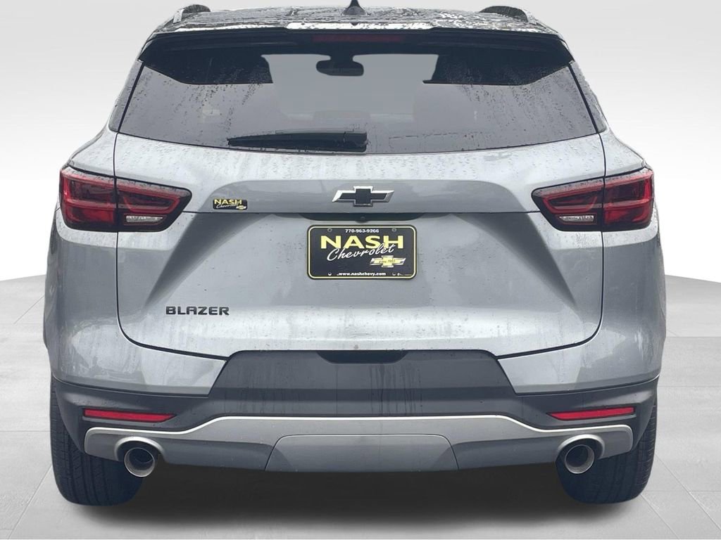 Used 2024 Chevrolet Blazer LT w/ Convenience Package image 4