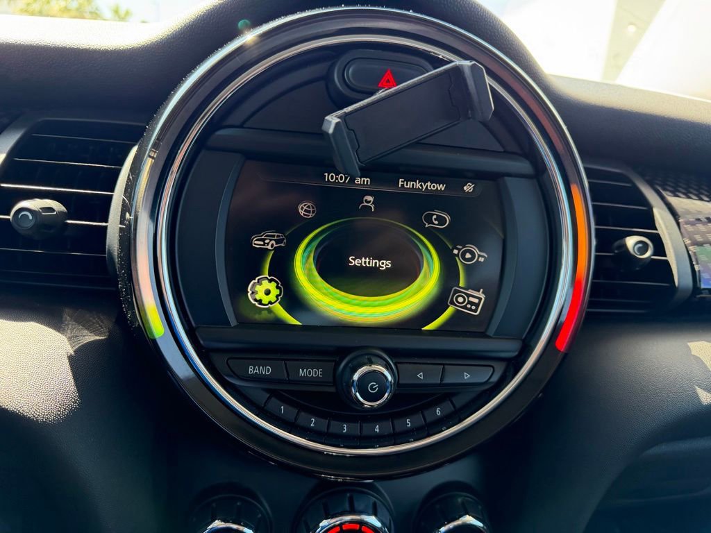 Used 2018 MINI Cooper S FWD image 23