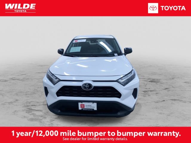 Used 2025 Toyota RAV4 LE AWD/4WD image 4