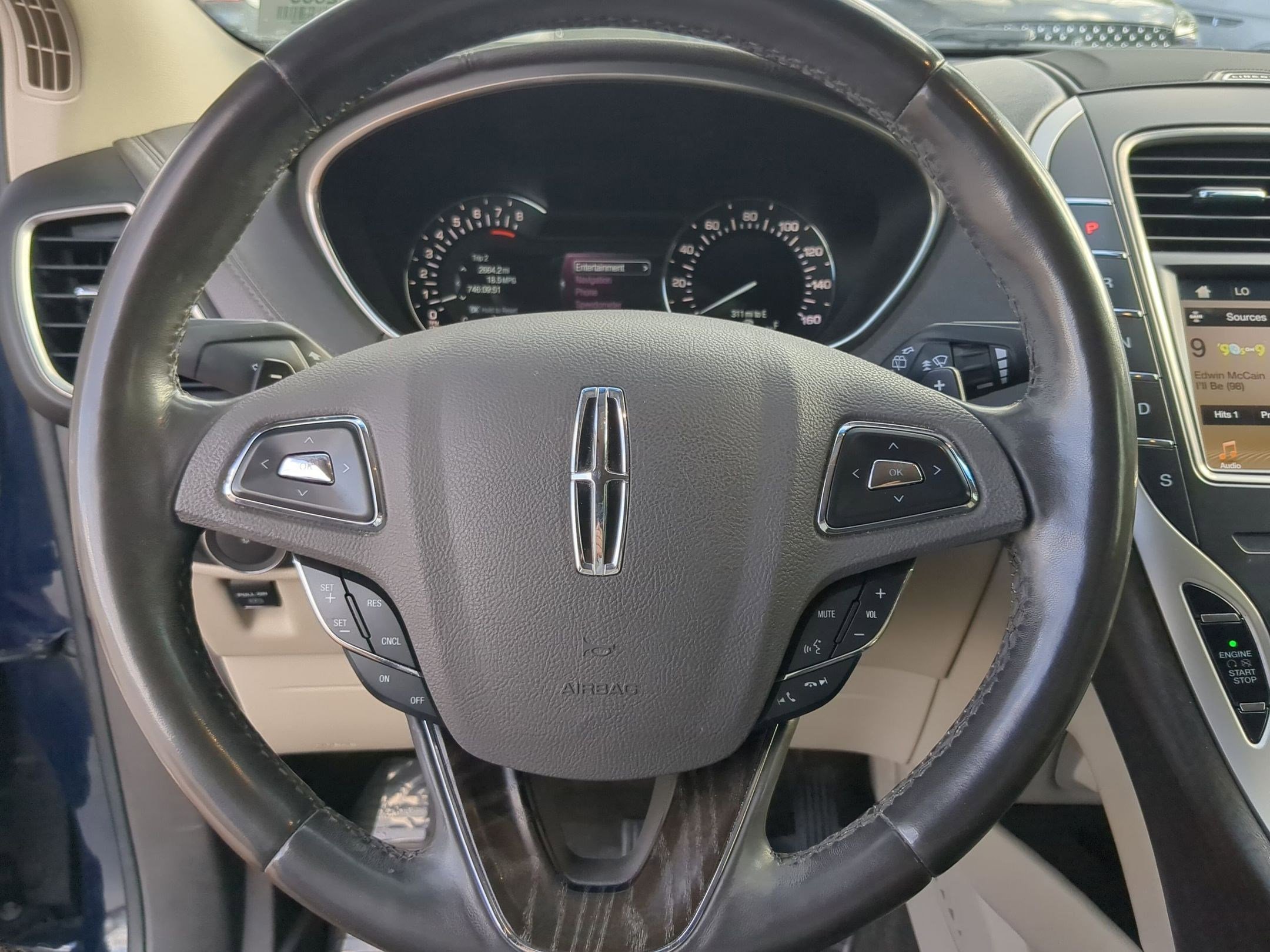 Used 2018 Lincoln MKX Reserve w/ Lincoln MKX Climate Package image 13