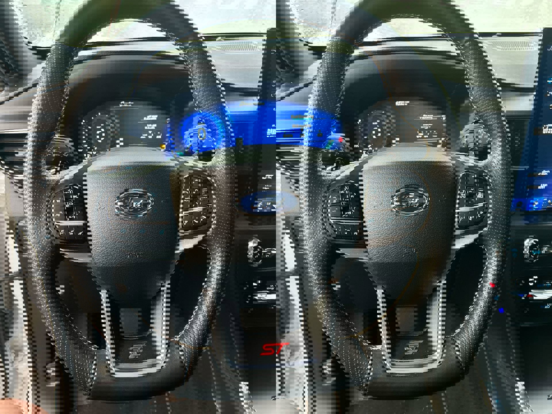 Used 2020 Ford Explorer ST w/ ST Street Pack image 19