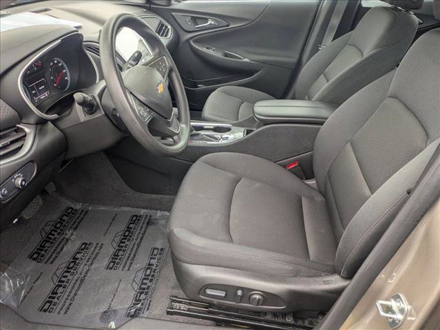 Used 2024 Chevrolet Malibu LT image 18