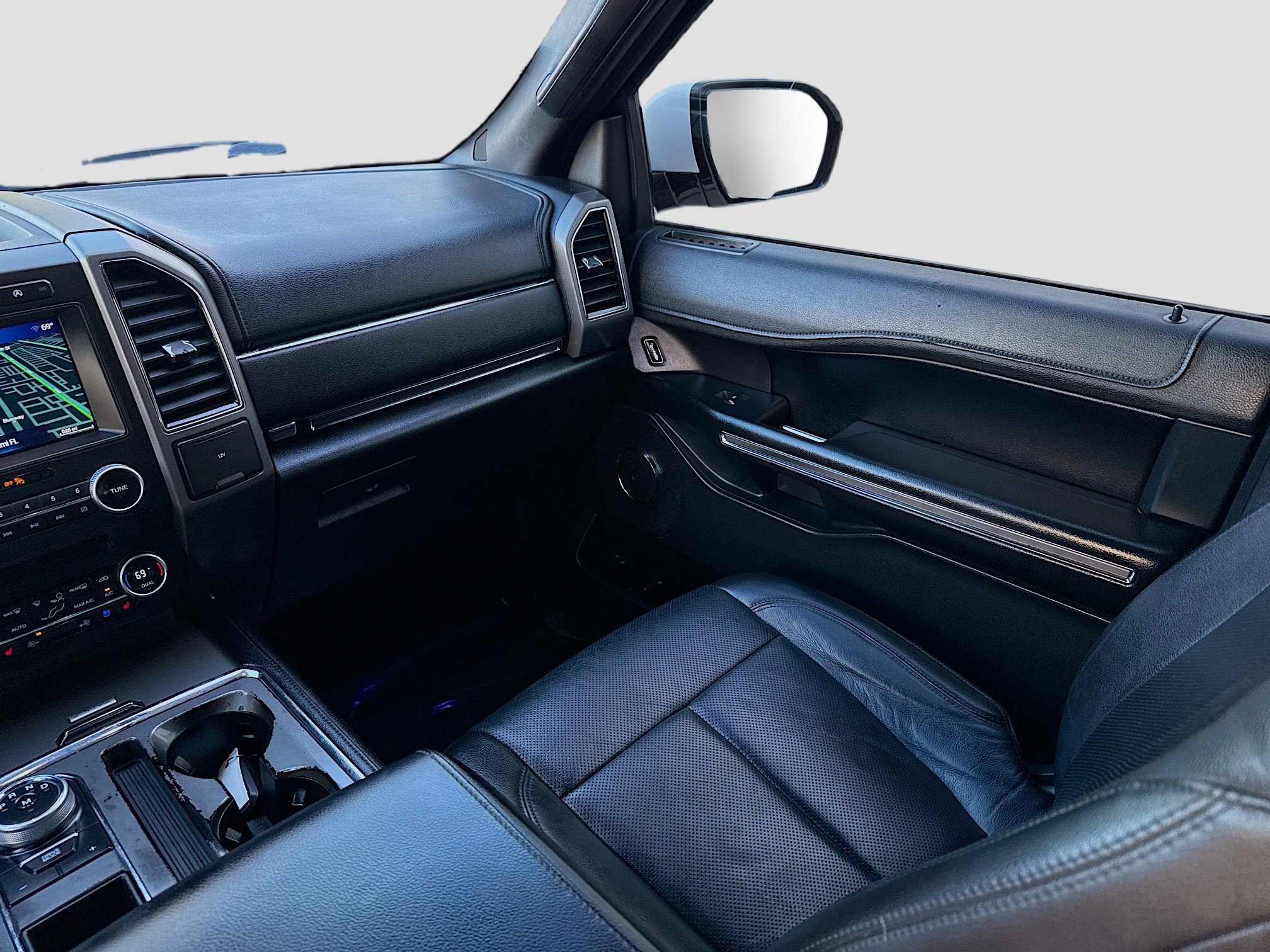 Used 2018 Ford Expedition Max XLT w/ Equipment Group 202A image 20