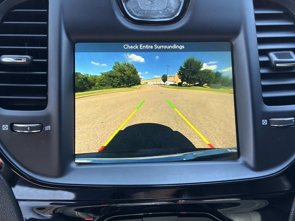 Used 2017 Chrysler 300 S RWD image 32