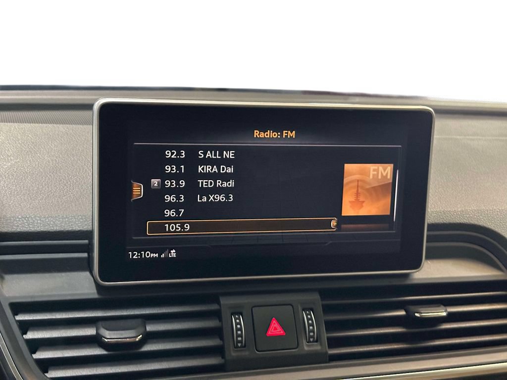Used 2019 Audi Q5 2.0T Premium Plus w/ Premium Plus Package AWD/4WD image 2