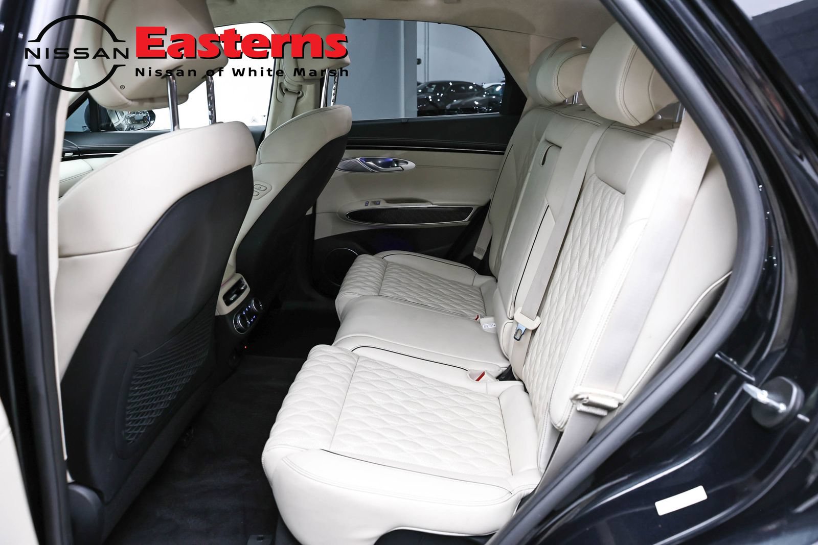 Used 2022 Genesis GV70 3.5T Sport w/ Sport Prestige Package AWD/4WD image 23